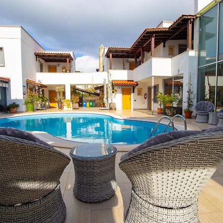 Hotel Pier Bodrum Marina Exterior foto